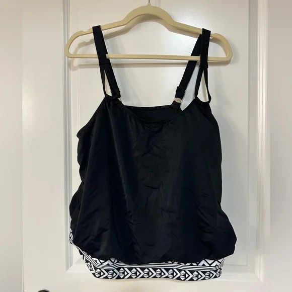 MEET.CURVE NWT Tankini Top - Picture 2 of 9